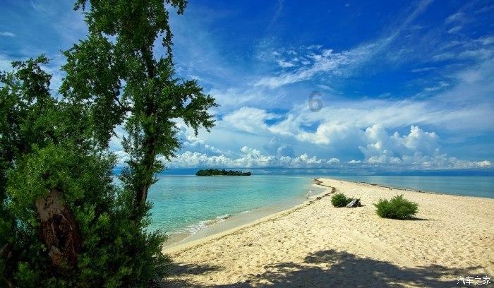 离开张兰,肖肖扭头和大明星秦岚同框带货,却处境尴尬流量惨淡